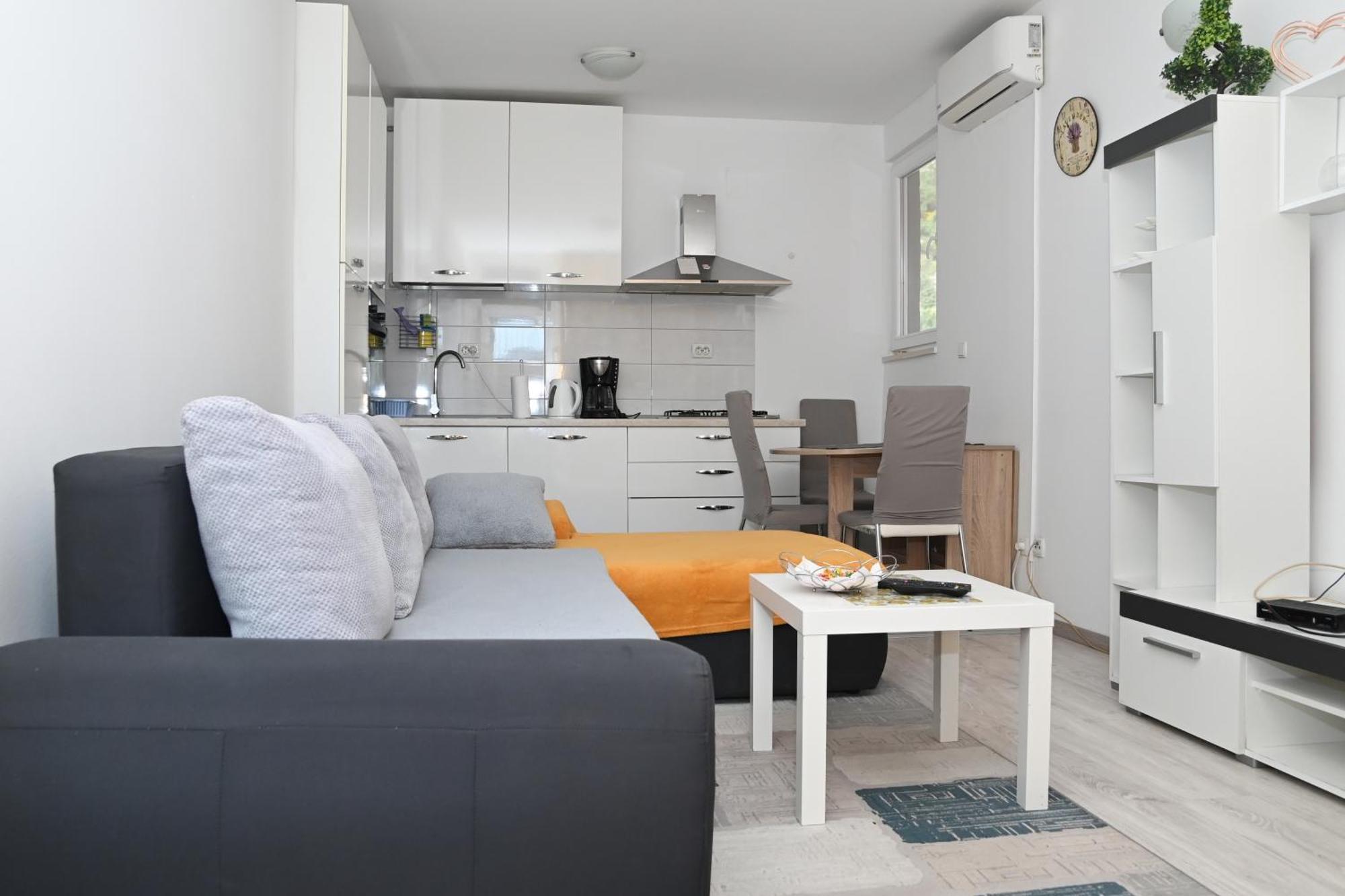 Apartment Oscar Mokošica Екстериор снимка