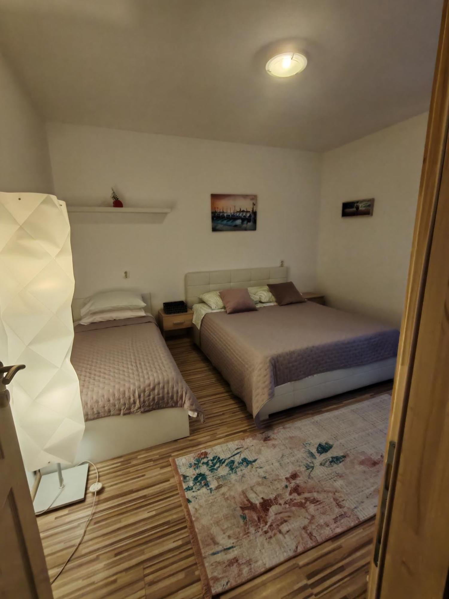 Apartment Oscar Mokošica Стая снимка